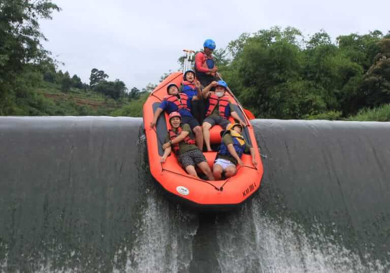 Tempat Rafting – Paket Rafting Bogor